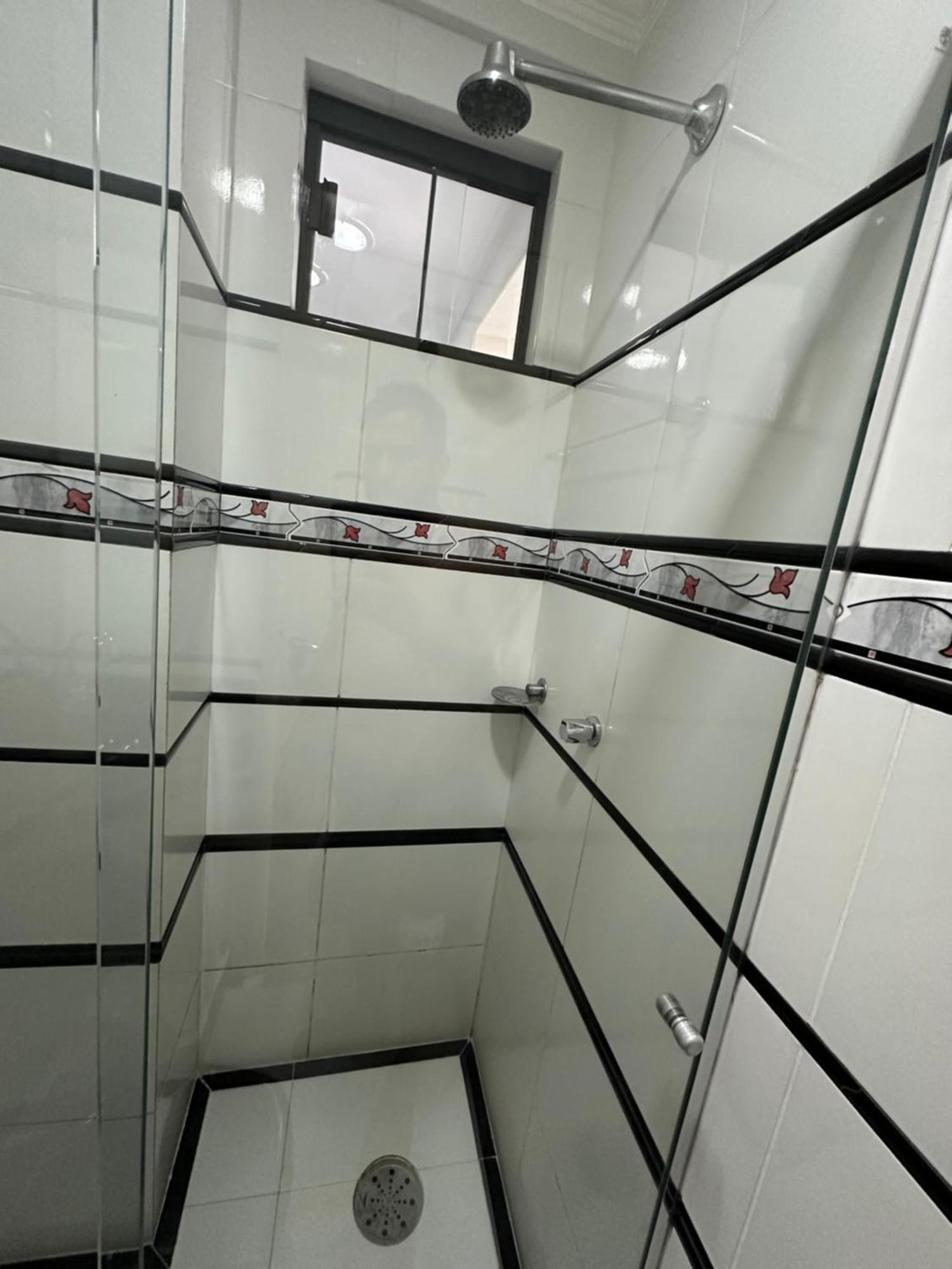 Imperial Iv Apartment